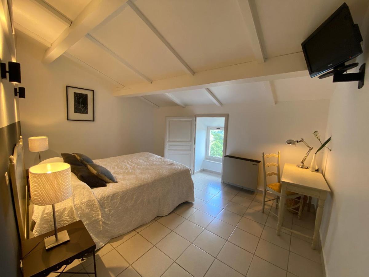Auberge De La Tour De Brison Sanilhac エクステリア 写真